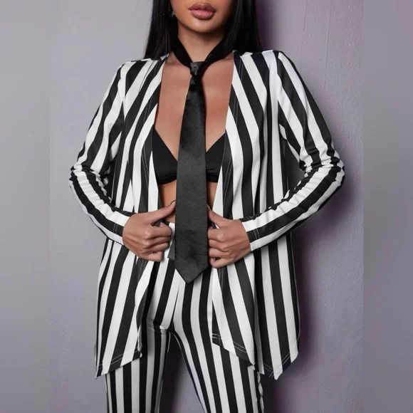 Women’s 2 Piece Black & White Long-sleeve Cardigan & Flared Jegging! - Picture 2 of 11
